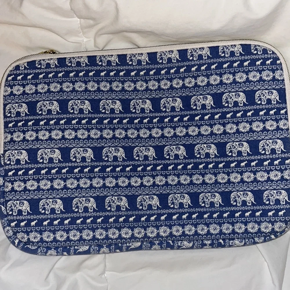 KAYOND Canvas Fabric Sleeve Case Elephant Pattern Blue And White